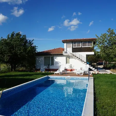 бела - Bella - Near Kranevo And Albena * General-Kantardzhievo