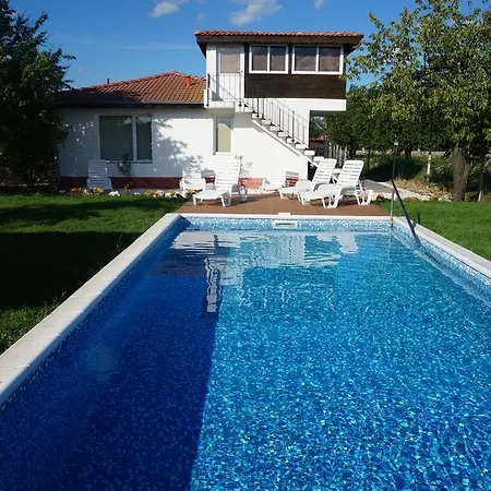 бела - Bella - Near Kranevo And Albena Villa *